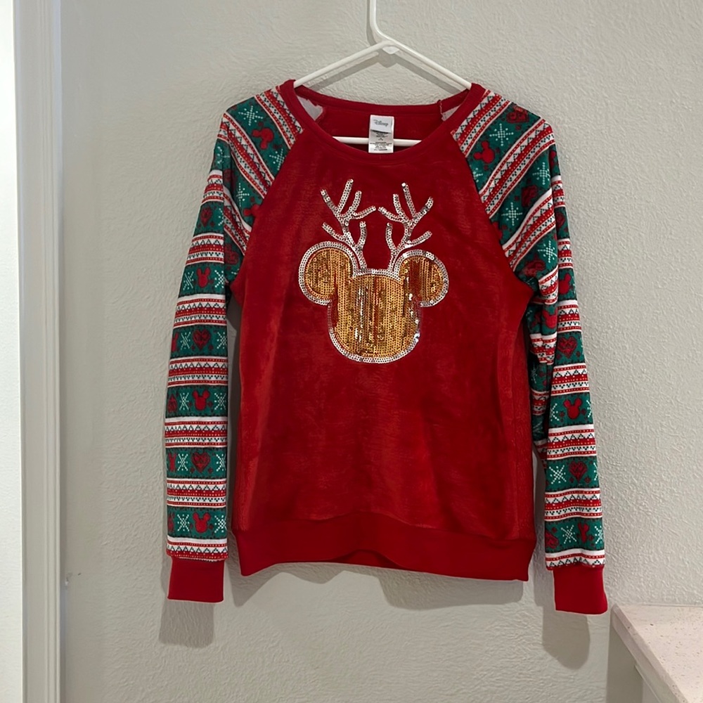 Juniors Disney Christmas sweater size 11/13